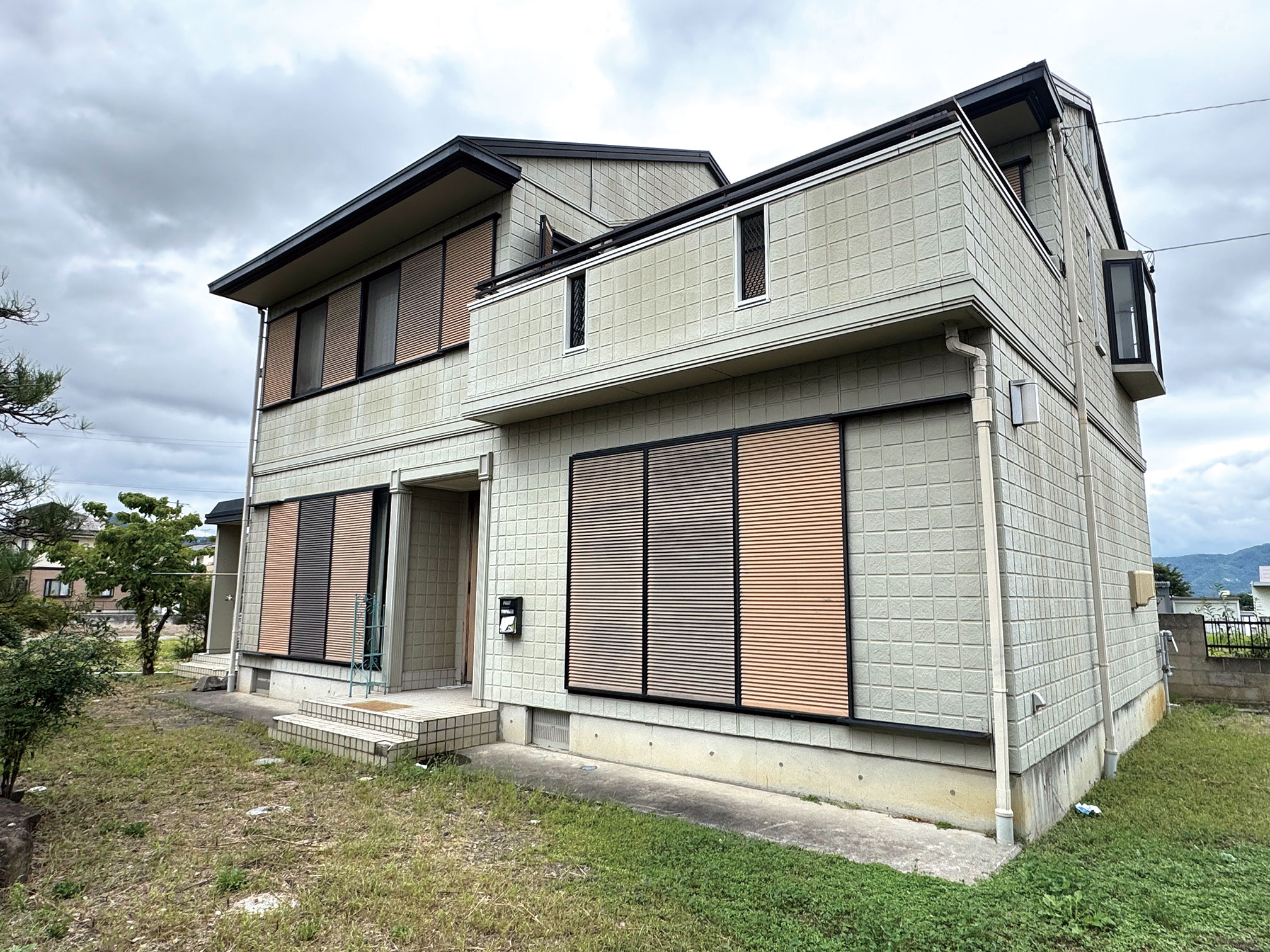 上田市五加松原